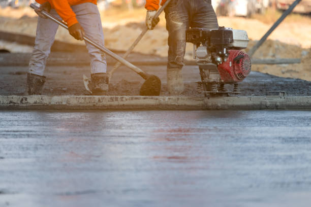 Best Concrete Driveway Installation in Calvert, TX